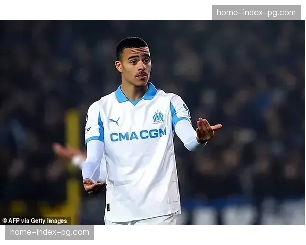 马赛主帅确认核心后腰肌肉疲劳,将缺席下轮赛事,球队压迫体系面临调整 马赛主帅确认核心后腰肌肉疲劳,将缺席下轮赛事,球队压迫体系面临调整