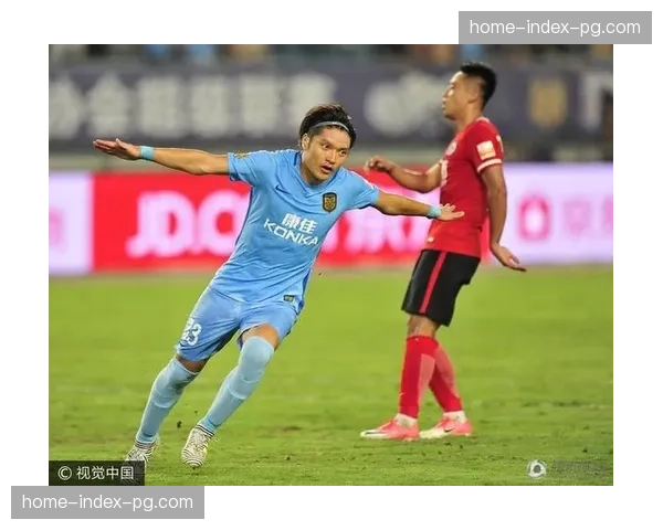 特写：38岁老将汪嵩替补登场，创中国顶级联赛出场新纪录
